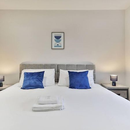 谢菲尔德3 Bed Refurbished, Modern House, Wifi, Patio Area别墅 外观 照片