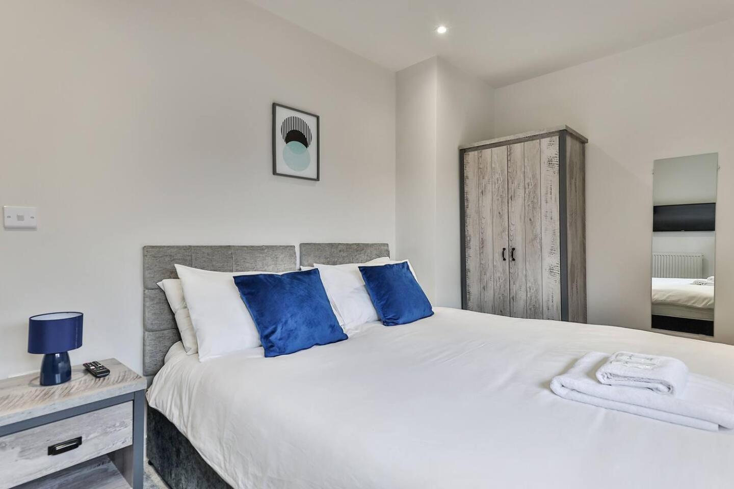 谢菲尔德3 Bed Refurbished, Modern House, Wifi, Patio Area别墅 外观 照片