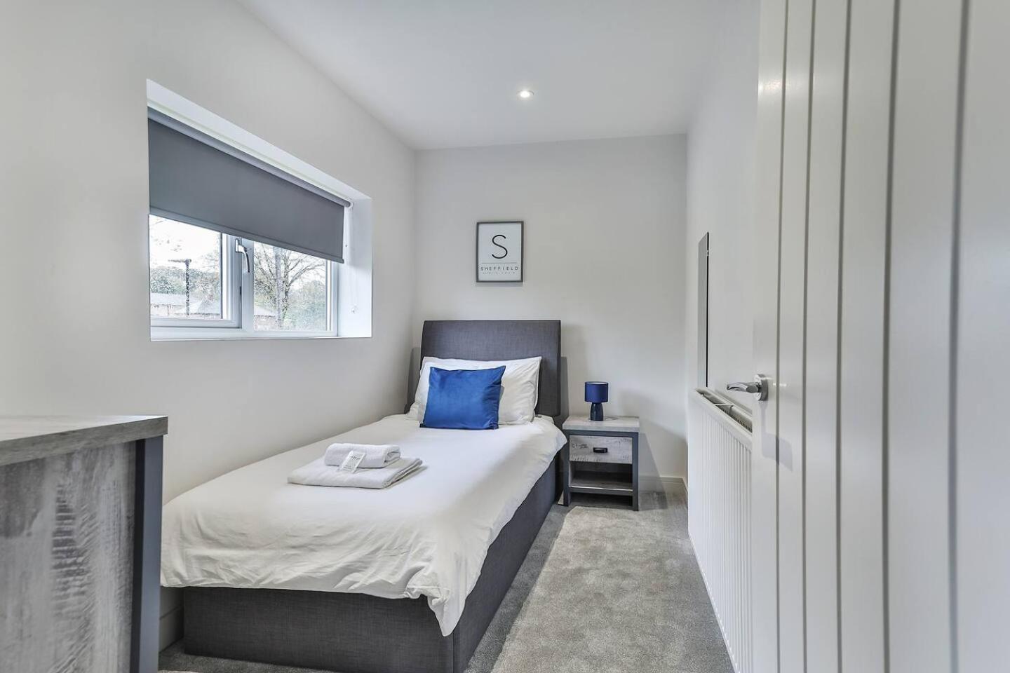 谢菲尔德3 Bed Refurbished, Modern House, Wifi, Patio Area别墅 外观 照片